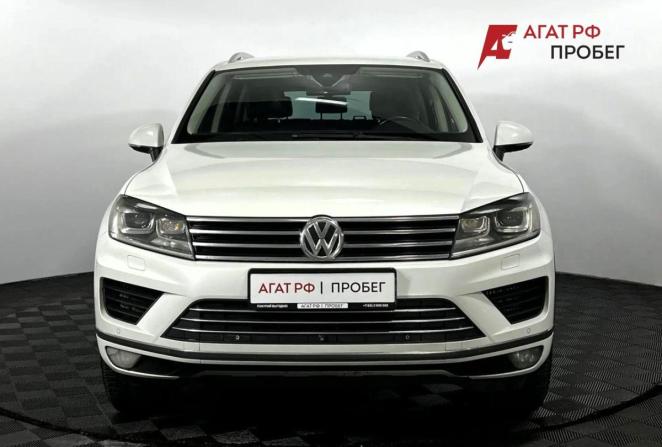 Volkswagen Touareg II Рестайлинг с пробегом 2015 года, цена 3 255 000 рублей, 102265 км, внедорожник, Автокод Объявления