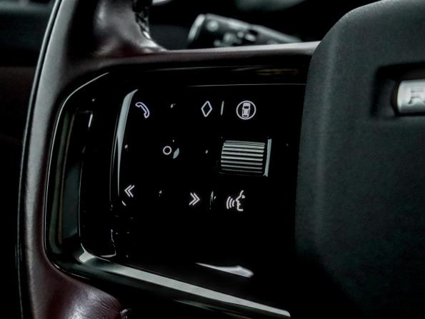 Land Rover Range Rover Evoque II Рестайлинг с пробегом 2024 года, цена 4 990 000 рублей, 35104 км, внедорожник, Автокод Объявления