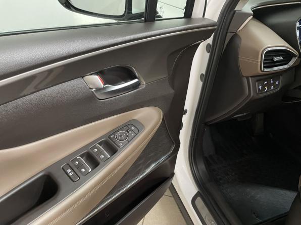 Hyundai Santa Fe IV с пробегом 2019 года, цена 2 799 000 рублей, 144490 км, внедорожник, Автокод Объявления