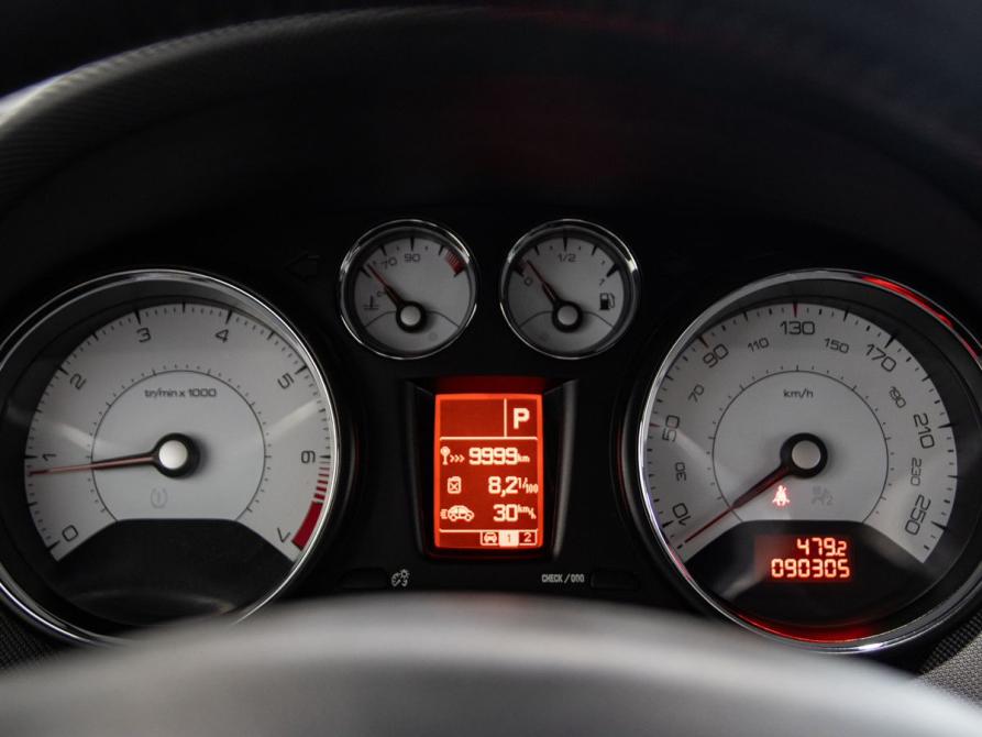 Peugeot 408 I Оренбург  - изображение 13