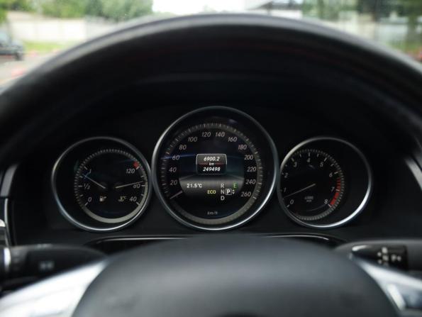 Mercedes-Benz E-Класс IV (W212 S212 C207) Рестайлинг с пробегом 2013 года, цена 1 989 000 рублей, 249497 км, седан, Автокод Объявления