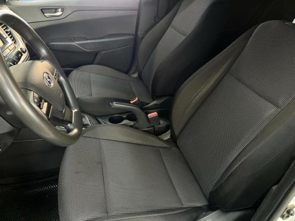 Hyundai Solaris II с пробегом 2017 года, цена 898 970 рублей, 117030 км, седан, Автокод Объявления