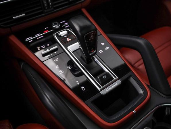 Porsche Cayenne III с пробегом 2019 года, цена 6 299 000 рублей, 97412 км, внедорожник, Автокод Объявления
