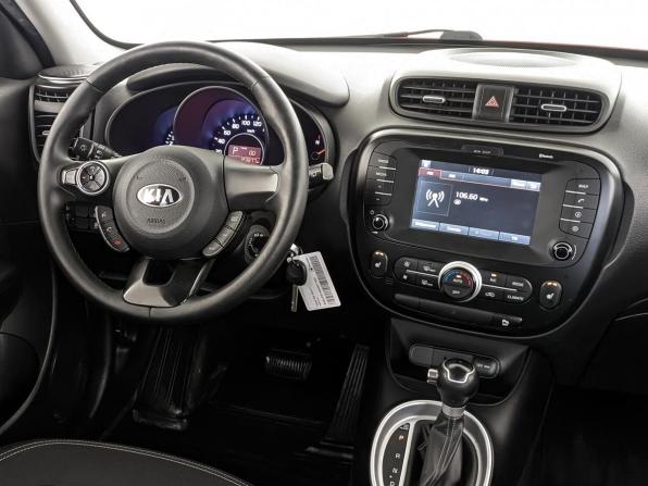 Kia Soul II Рестайлинг с пробегом 2019 года, цена 1 620 000 рублей, 123973 км, хэтчбек, Автокод Объявления
