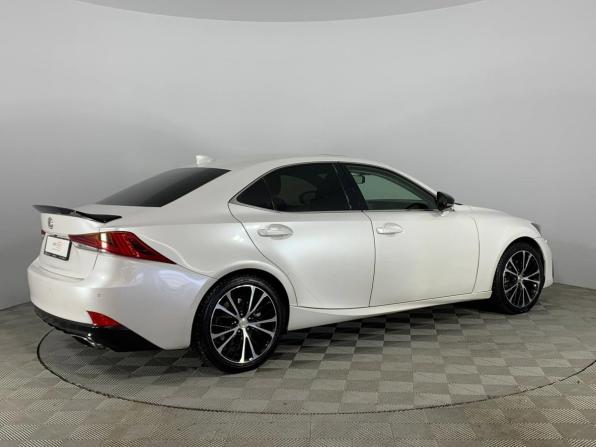 Lexus IS III Рестайлинг с пробегом 2018 года, цена 2 646 000 рублей, 121618 км, седан, Автокод Объявления