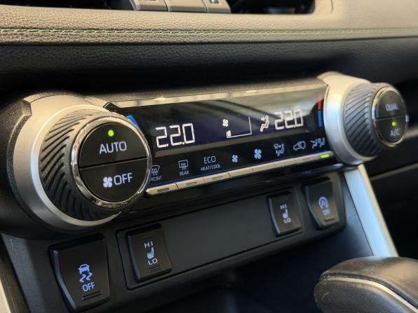 Toyota RAV4 V (XA50) с пробегом 2022 года, цена 2 900 000 рублей, 103000 км, внедорожник, Автокод Объявления