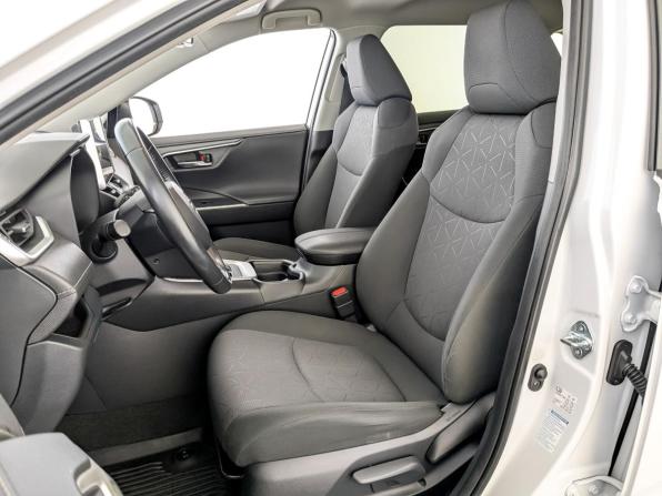 Toyota RAV4 V (XA50) с пробегом 2021 года, цена 2 850 000 рублей, 149564 км, внедорожник, Автокод Объявления