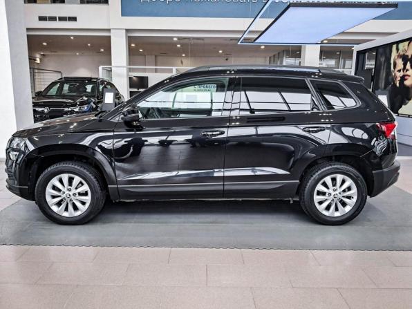 Skoda Karoq I с пробегом 2020 года, цена 2 332 000 рублей, 106453 км, внедорожник, Автокод Объявления
