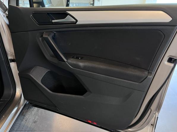 Volkswagen Tiguan II с пробегом 2017 года, цена 2 490 000 рублей, 54885 км, внедорожник, Автокод Объявления