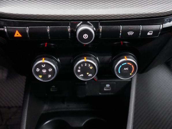 Lada (ВАЗ) Vesta I Рестайлинг (NG) с пробегом 2023 года, цена 1 242 000 рублей, 42000 км, седан, Автокод Объявления