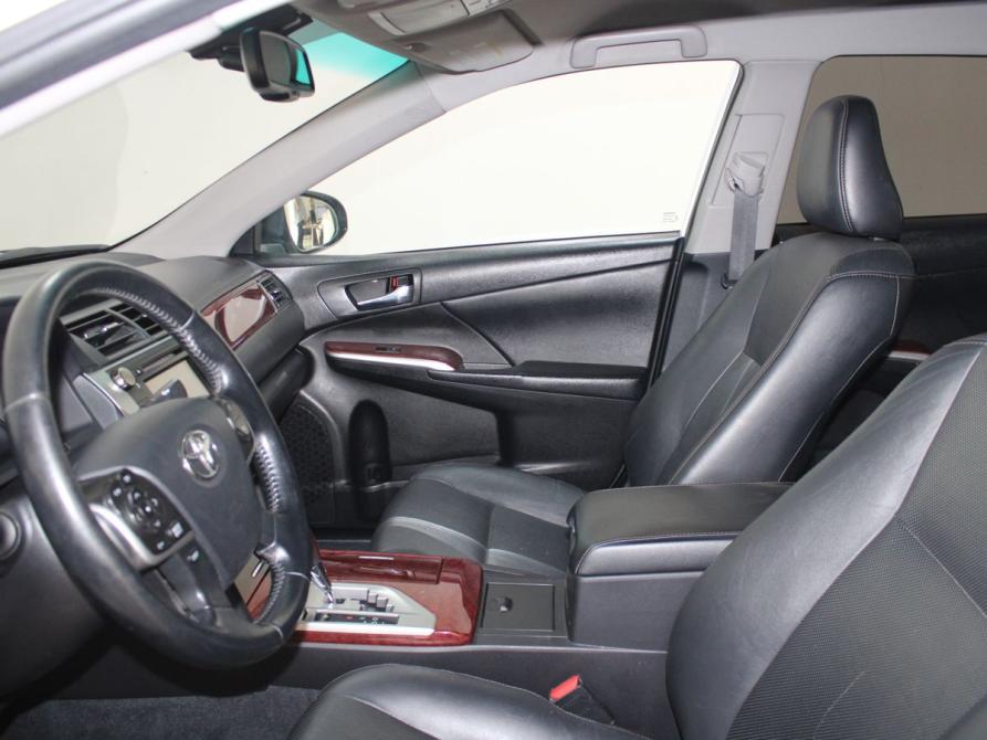 Toyota Camry VII (XV50) Старый Оскол  - изображение 8