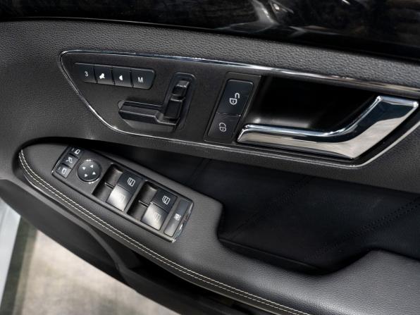 Mercedes-Benz E-Класс IV (W212 S212 C207) с пробегом 2009 года, цена 1 600 000 рублей, 157300 км, седан, Автокод Объявления