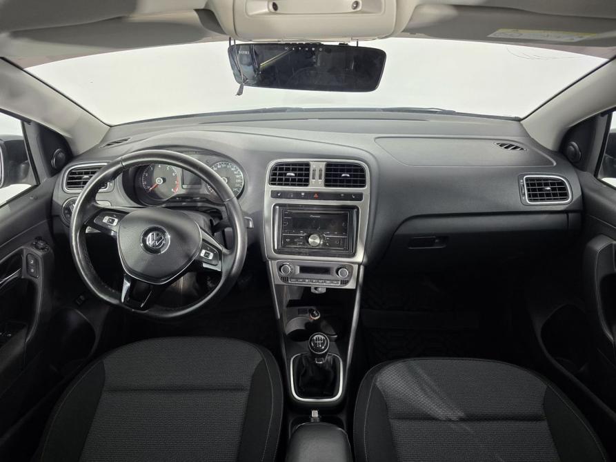Volkswagen Polo V Рестайлинг Санкт-Петербург  - изображение 11