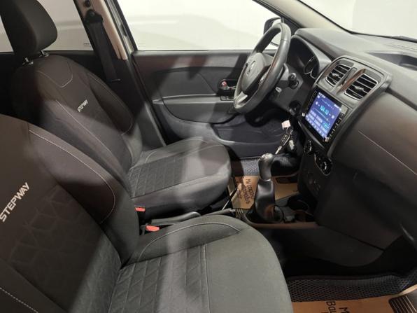 Renault Sandero II с пробегом 2018 года, цена 1 129 300 рублей, 77256 км, хэтчбек, Автокод Объявления