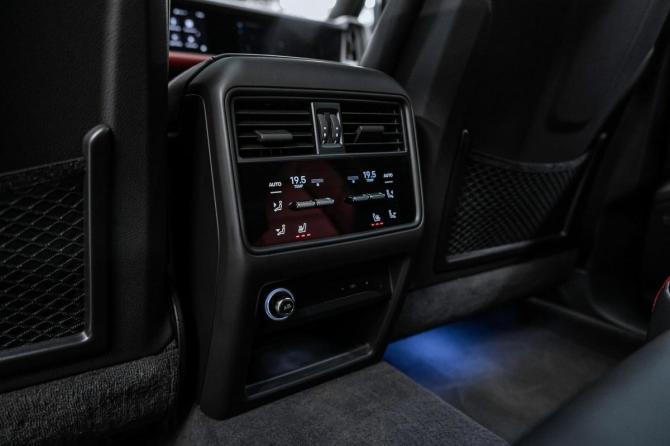 Новый Porsche Cayenne III Рестайлинг 2025 года, цена 22 700 000 рублей, внедорожник, Автокод Объявления