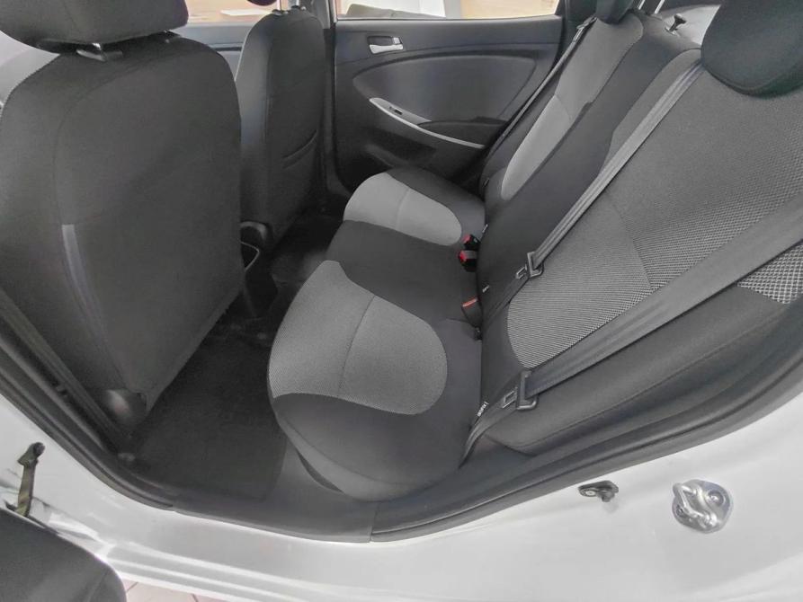 Hyundai Solaris I Москва  - изображение 15