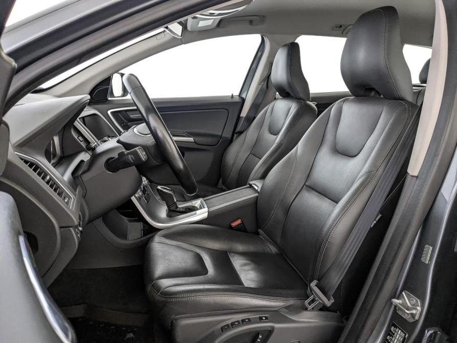 Volvo XC60 I Рестайлинг Москва  - изображение 20