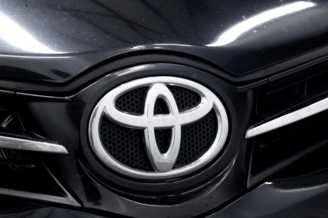 Toyota Auris II с пробегом 2013 года, цена 999 000 рублей, 215315 км, хэтчбек, Автокод Объявления