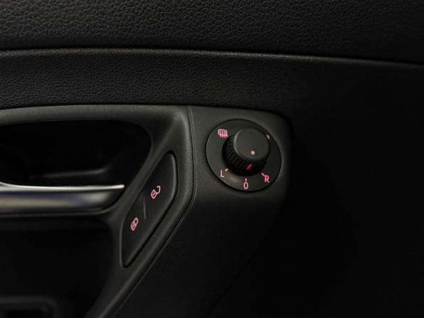 Volkswagen Polo V Рестайлинг с пробегом 2019 года, цена 1 450 000 рублей, 85777 км, седан, Автокод Объявления