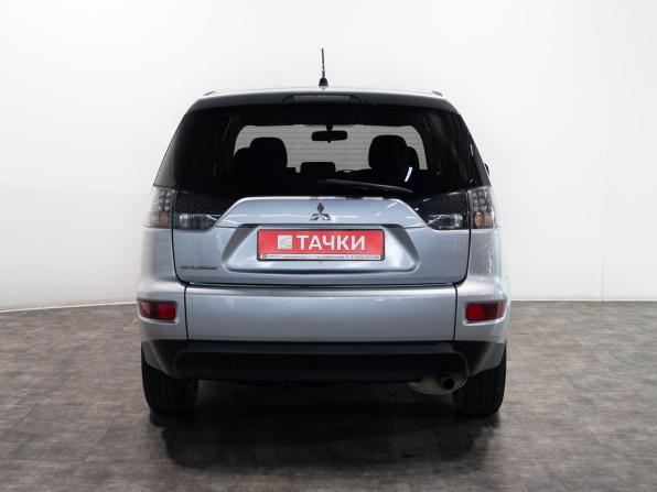 Mitsubishi Outlander II Рестайлинг с пробегом 2010 года, цена 1 240 000 рублей, 214244 км, внедорожник, Автокод Объявления