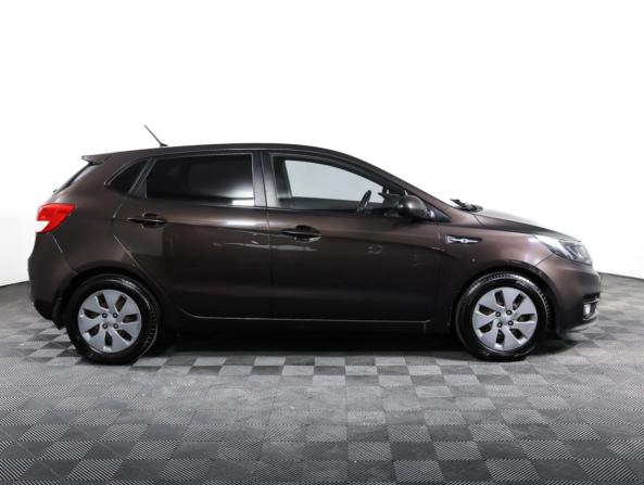Kia Rio III Рестайлинг с пробегом 2015 года, цена 1 112 000 рублей, 87369 км, хэтчбек, Автокод Объявления