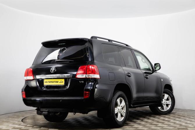 Toyota Land Cruiser 200 Series с пробегом 2008 года, цена 2 399 000 рублей, 500000 км, внедорожник, Автокод Объявления