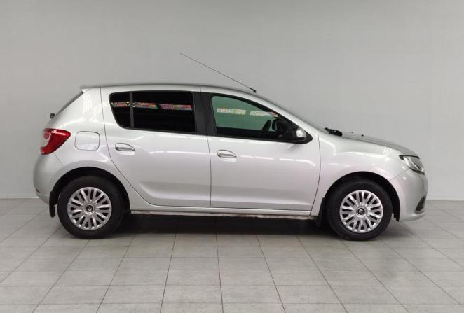 Renault Sandero II с пробегом 2016 года, цена 730 000 рублей, 147519 км, хэтчбек, Автокод Объявления