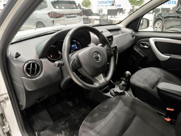 Nissan Terrano III (D10) с пробегом 2022 года, цена 1 900 000 рублей, 61360 км, внедорожник, Автокод Объявления