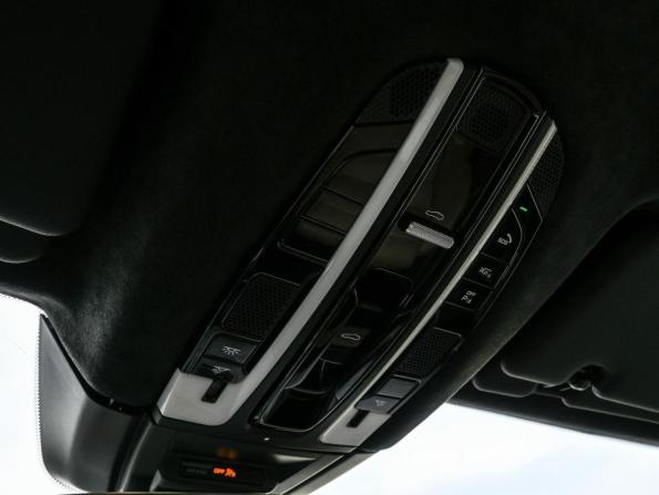 Porsche Cayenne III с пробегом 2018 года, цена 5 100 000 рублей, 143047 км, внедорожник, Автокод Объявления