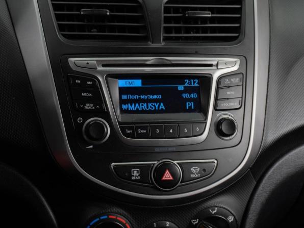 Hyundai Solaris I Рестайлинг с пробегом 2014 года, цена 1 099 000 рублей, 141285 км, седан, Автокод Объявления