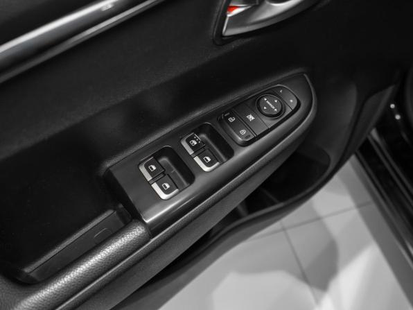 Kia Rio IV с пробегом 2017 года, цена 975 000 рублей, 145320 км, седан, Автокод Объявления