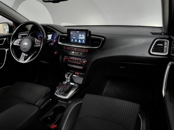 Kia Ceed III с пробегом 2019 года, цена 1 699 000 рублей, 134900 км, хэтчбек, Автокод Объявления