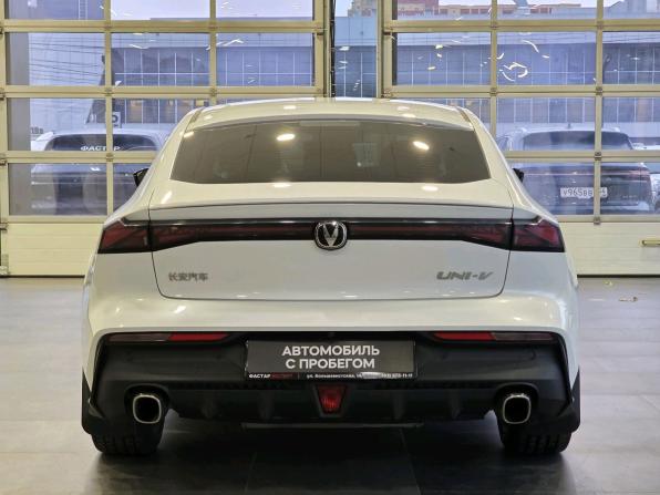 Changan UNI-V I с пробегом 2023 года, цена 2 112 000 рублей, 55901 км, лифтбек, Автокод Объявления