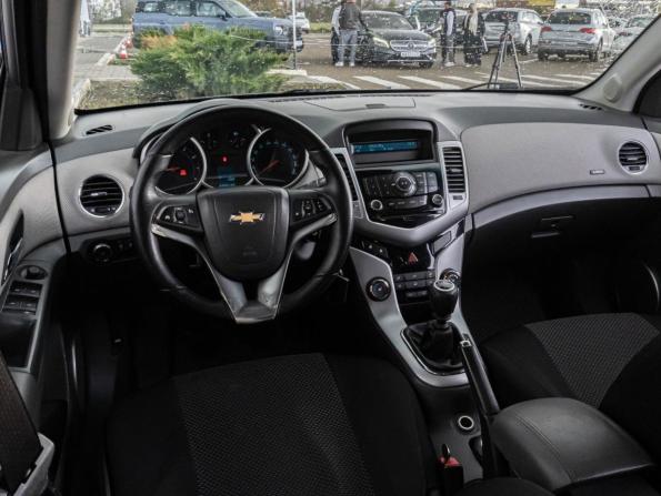 Chevrolet Cruze I с пробегом 2009 года, цена 675 000 рублей, 298535 км, седан, Автокод Объявления