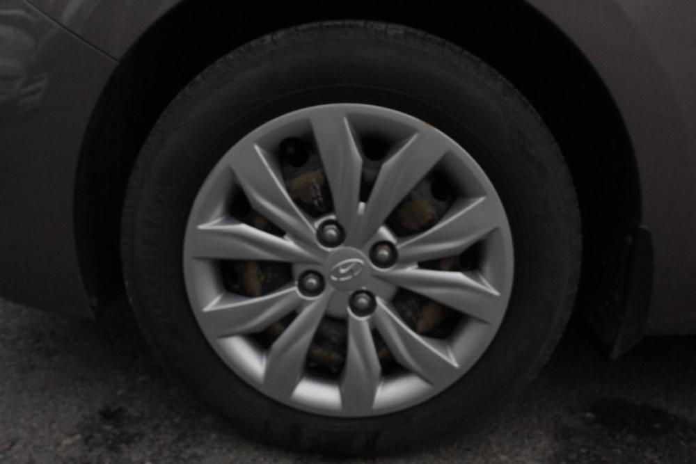 Hyundai Solaris II Брянск  - изображение 23