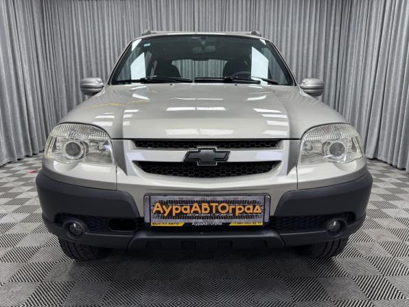 Chevrolet Niva I Рестайлинг с пробегом 2010 года, цена 497 000 рублей, 181078 км, внедорожник, Автокод Объявления