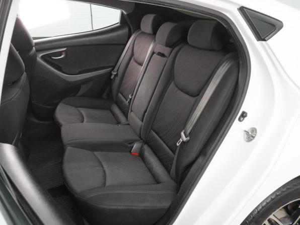 Hyundai Elantra V (MD) Рестайлинг с пробегом 2015 года, цена 1 169 000 рублей, 278586 км, седан, Автокод Объявления