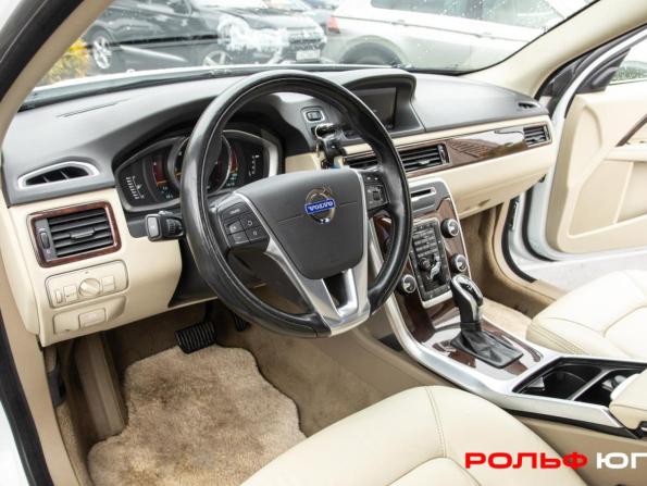 Volvo XC70 II Рестайлинг с пробегом 2014 года, цена 1 668 000 рублей, 282412 км, универсал, Автокод Объявления