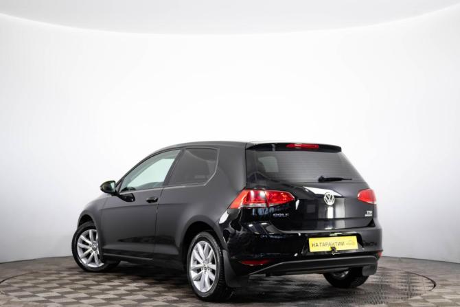 Volkswagen Golf VII с пробегом 2013 года, цена 959 000 рублей, 135000 км, хэтчбек, Автокод Объявления