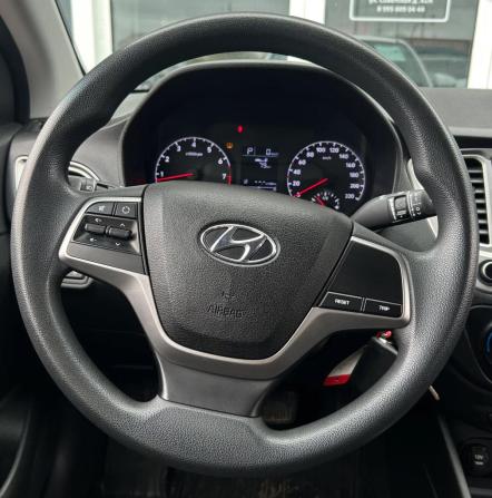 Hyundai Solaris II с пробегом 2019 года, цена 1 370 000 рублей, 55170 км, седан, Автокод Объявления
