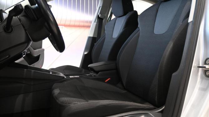 Skoda Octavia IV (A8) с пробегом 2021 года, цена 2 260 000 рублей, 123052 км, лифтбек, Автокод Объявления