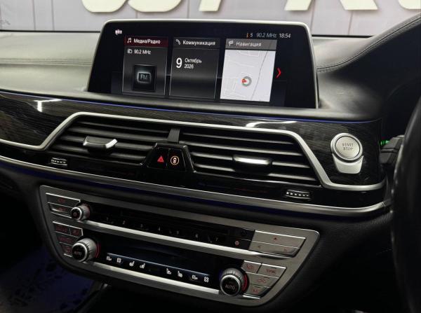 BMW 7 серии VI (G11/G12) с пробегом 2018 года, цена 3 549 000 рублей, 81000 км, седан, Автокод Объявления