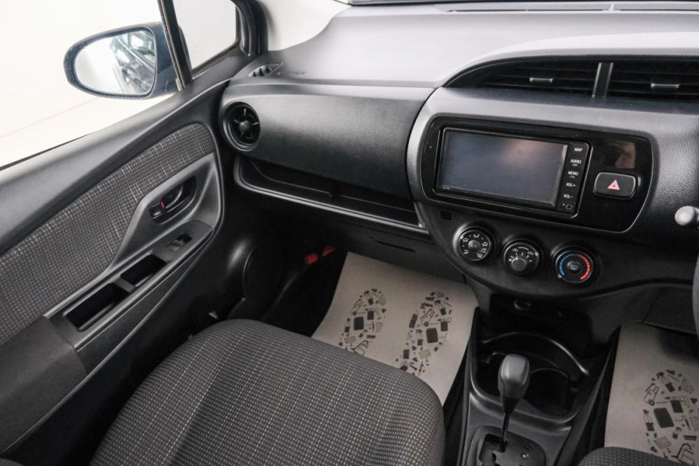 Toyota Vitz III (XP130) Рестайлинг 2 Красноярск  - изображение 11