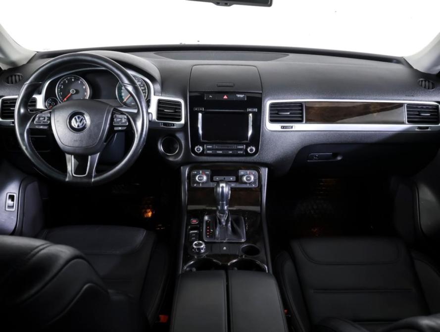 Volkswagen Touareg II Москва  - изображение 13