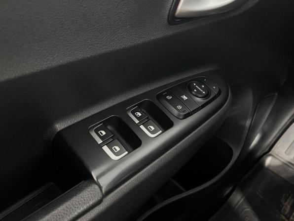 Kia Rio IV с пробегом 2018 года, цена 1 312 900 рублей, 118856 км, седан, Автокод Объявления