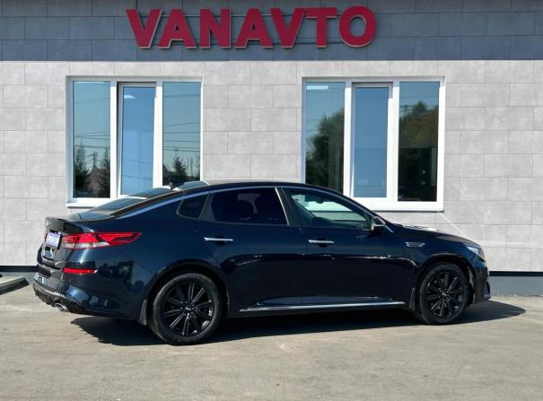 Kia Optima IV Рестайлинг с пробегом 2018 года, цена 2 060 000 рублей, 142890 км, седан, Автокод Объявления