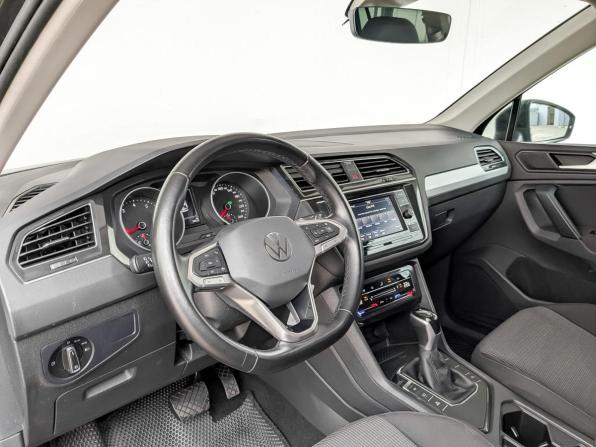 Volkswagen Tiguan II Рестайлинг с пробегом 2021 года, цена 2 150 000 рублей, 166321 км, внедорожник, Автокод Объявления