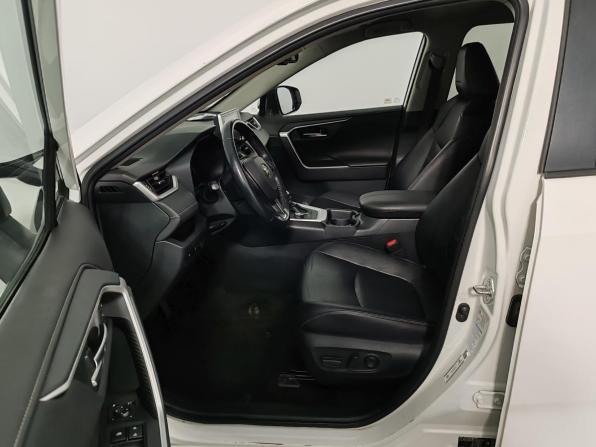 Toyota RAV4 V (XA50) с пробегом 2019 года, цена 2 899 000 рублей, 103375 км, внедорожник, Автокод Объявления