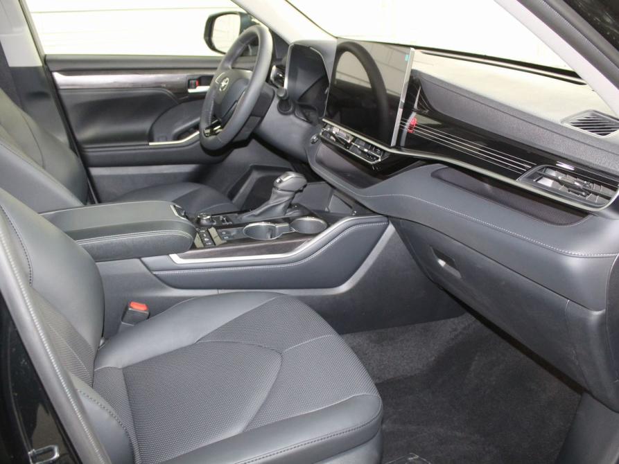 Toyota Highlander IV (XU70) Москва  - изображение 31