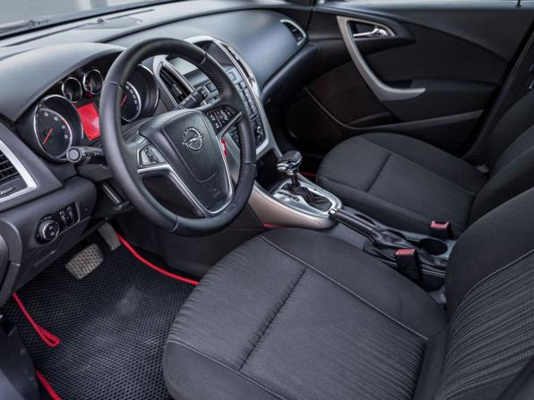 Opel Astra J с пробегом 2012 года, цена 519 854 рубля, 231061 км, хэтчбек, Автокод Объявления